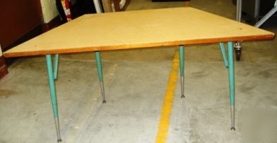 Office and classroom furniture