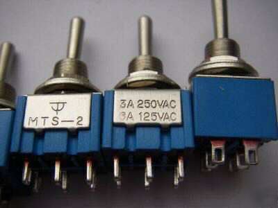 PKG20,dpdt momentary (on)-off-(on) toggle switch,B223 