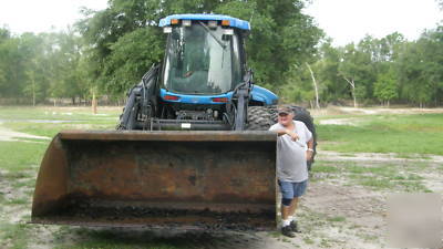 Big tractor with loader, nh TV140 105HP, bidirectional 