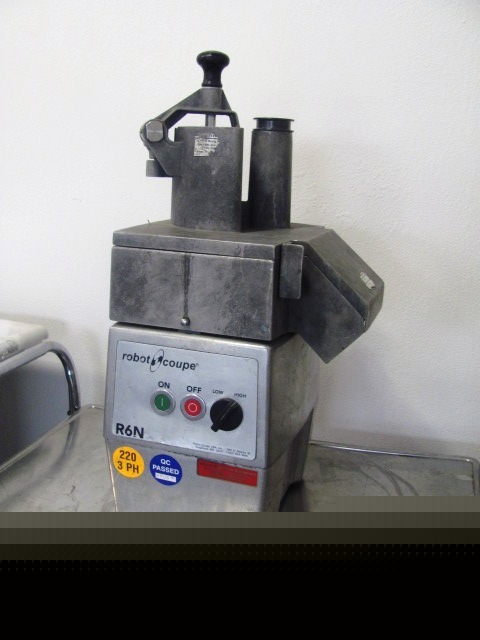Robot coupe R6N commercial food processor