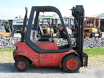 Linde 5,000 lb solid pneumatic yard lift 1995