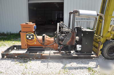 Generac generator 100KW 1 / 3 ph 260 hoursno 