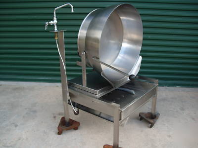 Cleveland 15 gallon braising tilt skillet electric