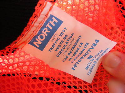 North traffic vest with built in safety harness