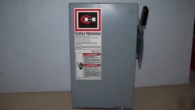 New cutler hammer DG321UGB 30A 30 amp safety switch 