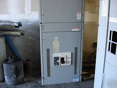 Cutler hammer CRD320T35W 2000 amp breaker panel cabinet