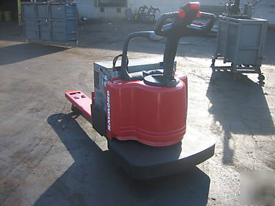 Raymond forklift 2005 model #112 jack , 6000LB capacity