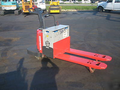 Raymond forklift 2005 model #112 jack , 6000LB capacity