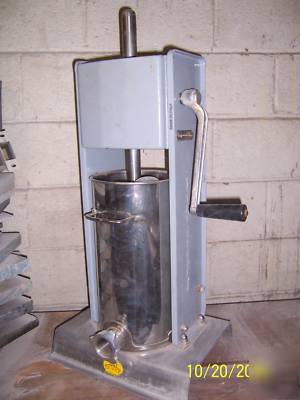 Sausage stuffing machine-tre spade model# uss-7KV