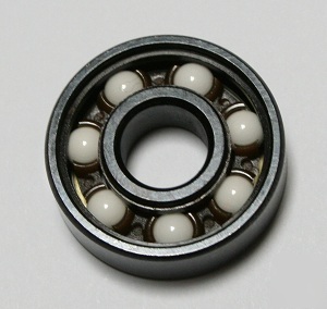 8 skateboard ceramic black ball bearing sealed ZRO2