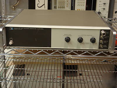 Agilent 8444A w/ opt. 059 tracking generator