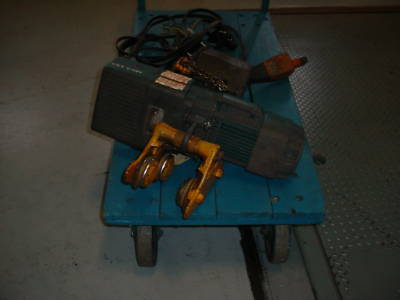 Electric mannesmann de mag hoist 1/2 ton