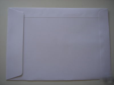 20 x white C4 large peel & seal envelope - 229 x 324MM