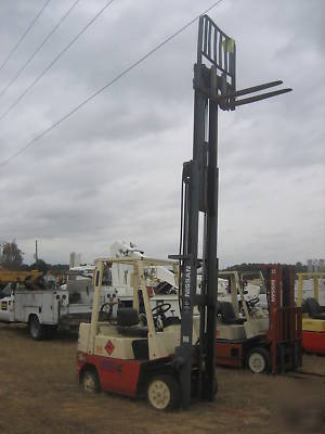 2002 nissan 5000# forklift cushion tires lp powered hd