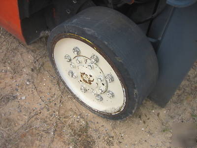 2002 nissan 5000# forklift cushion tires lp powered hd