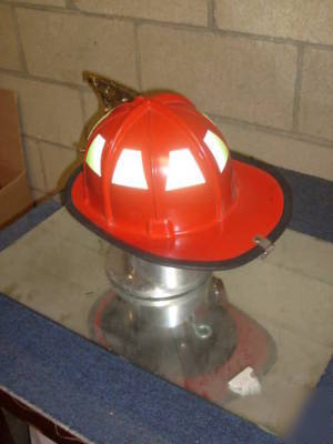 Phenix TC1 traditional composite firefighting helmet