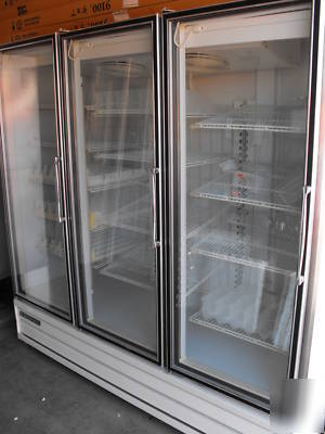 Three door cooler pizza bakery commercial deli store