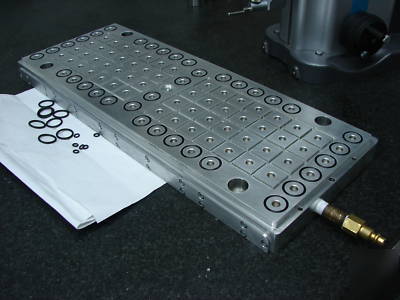 Aluminum vacuum plate or subplate --- good deal 