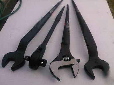 4 pc spud wrenches 1 1/8