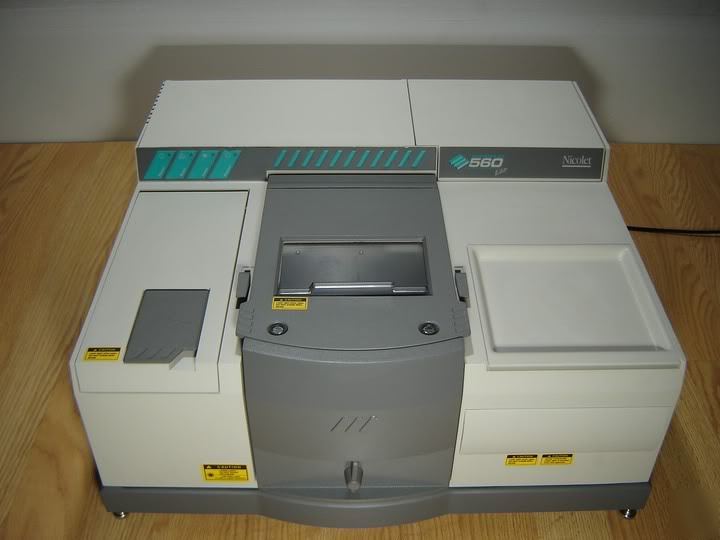 Nicolet magna-ir 560 esp spectrophotometer ftir 550