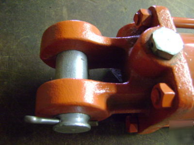 Allis chalmers 3 x 8 hydraulic cylinder