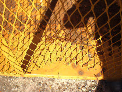 Durham cylinder storage cage
