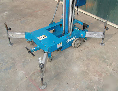 Genie 31' telescopic 1 man scissor, basket, boom lift