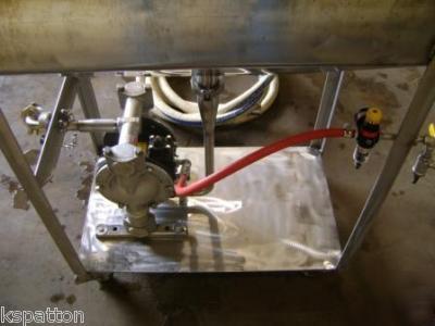 25 gallon cip tank with ss diaphram pump parts cleaner