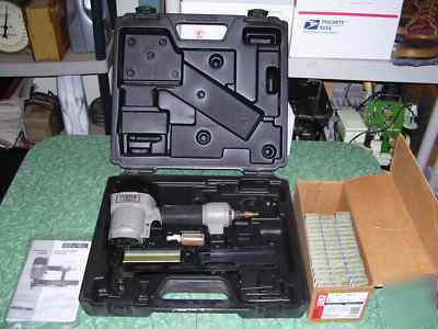 Porter cable MS200 7/16 crown staple gun w/6000 staples