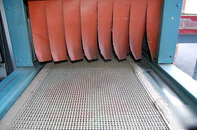 Used: weldotron console shrink tunnel, model 7121A