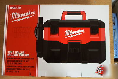 Milwaukee 18V 2 gallon wet/dry vacuum model 0880-20