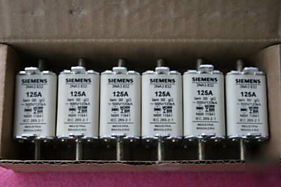 New siemens 3NA3 832 fuse, 125 amp 500 volt - box of 6