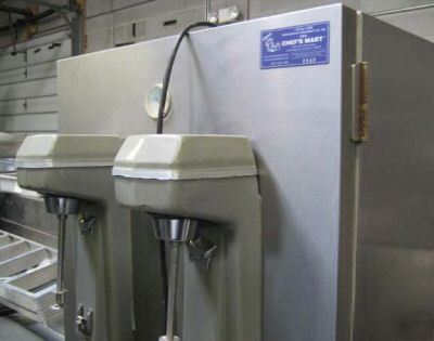 2 head milk dispenser silver king w/ 2 mixers used 6540