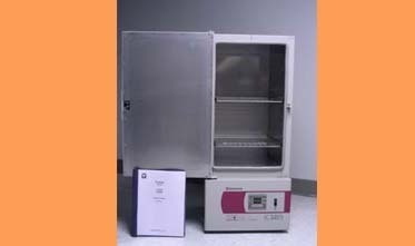 New yamato incubator 1.94 cu. ft. - /unused