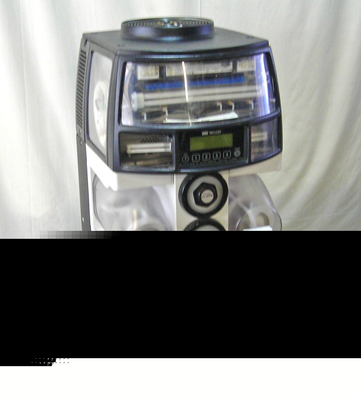Taylor 903 frozen beverage slushy margarita machine