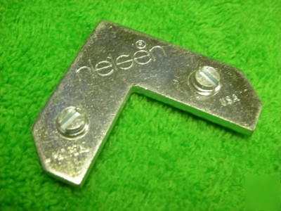 150CT nielsen corner flat mend-ing brace plate 1-7/16