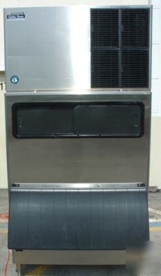 Hoshizaki ice machine with bin