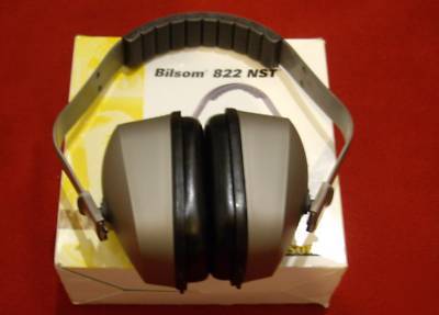 Earmuff-3 position with uniform attenuation-bilsom