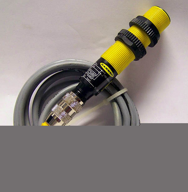 Banner u-gage S18U series ultrasonic sensor S18UBAQ