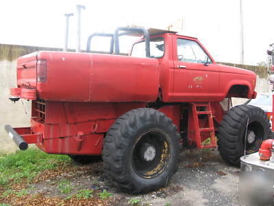 Monster truck hough front end loader ford ranger diesel