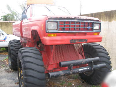 Monster truck hough front end loader ford ranger diesel