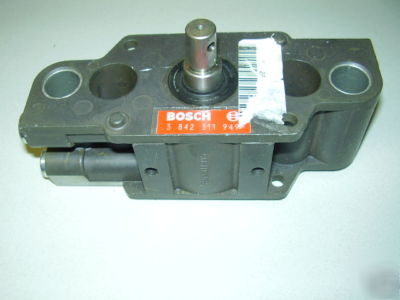 Bosch 3 842 311 949 block cylinder single piston rod 