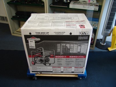 New briggs & stratton 030439 6250W generator 