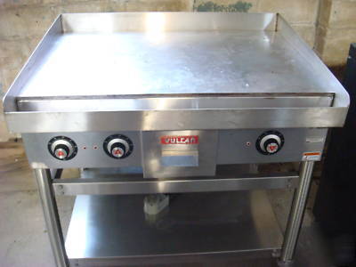 Vulcan grill heg-36D with stand