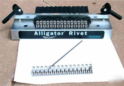 Round hay baler tool fastener flexco alligator splice