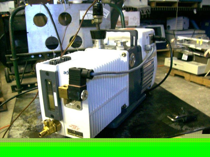 Adixen (alcatel) 2021 vacuum pump: 14.7 cfm, 110V works